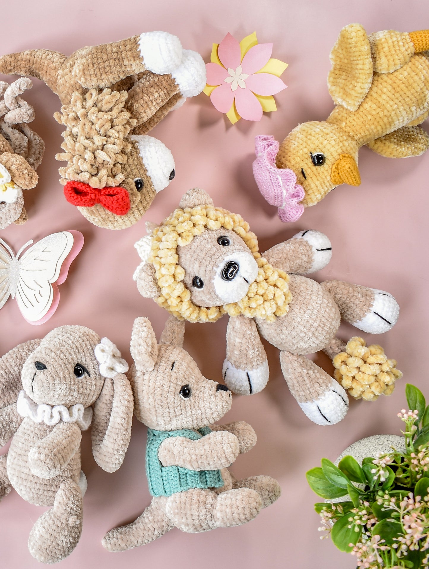 Fluffy Amigurumi Animals Book
