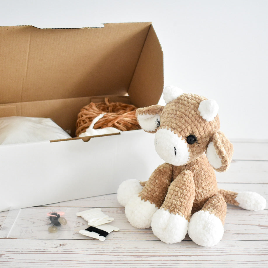 Colbie the Cow crochet kit – Whencraftingislife